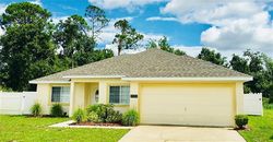 Pre-foreclosure in  PARADISE WOODS CT Davenport, FL 33896