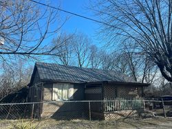Pre-foreclosure in  BLUE BELL RD Dayton, OH 45431