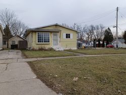 Pre-foreclosure in  LAVELLE RD Flint, MI 48504