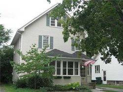 Pre-foreclosure in  SPENCER RD Rochester, NY 14609