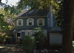 Pre-foreclosure in  E 4TH AVE Roselle, NJ 07203
