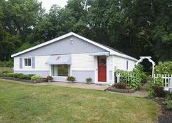 Pre-foreclosure in  6 MILE RD NE Comstock Park, MI 49321