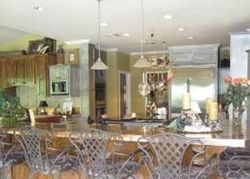 Pre-foreclosure in  FINKS HIDEAWAY RD Monroe, LA 71203