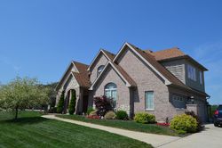 Pre-foreclosure in  NEWPORT DR Crete, IL 60417