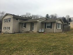 Pre-foreclosure in  PARK PL Martinsville, IN 46151