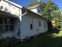 Pre-foreclosure in  S HENNEPIN AVE Dixon, IL 61021