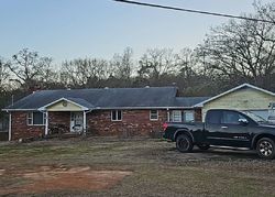 Pre-foreclosure in  ROCKY FORD RD Lavonia, GA 30553