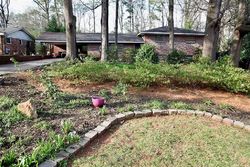 Pre-foreclosure in  CHARLBURY PL Avondale Estates, GA 30002