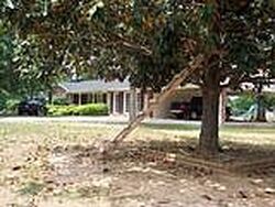 Pre-foreclosure in  JONES RD Statham, GA 30666