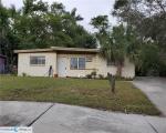 Pre-foreclosure in  BROOKHILL DR Fort Myers, FL 33916