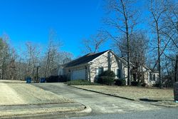 Pre-foreclosure in  LAURA LN NE Jacksonville, AL 36265