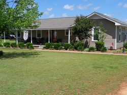 Pre-foreclosure in  COUNTY ROAD 6 Florence, AL 35633
