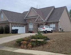 Pre-foreclosure in  WATERFORD COVE LN Calera, AL 35040