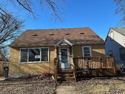 Pre-foreclosure in  FARRINGTON ST Saint Paul, MN 55117