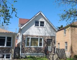 Pre-foreclosure in  N NEVA AVE Chicago, IL 60634