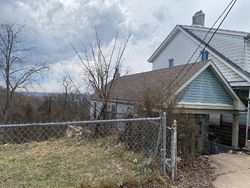 Pre-foreclosure in  SEMICIR ST Pittsburgh, PA 15214