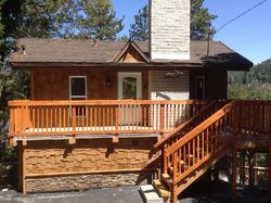 Pre-foreclosure in  THOUSAND PINES RD Crestline, CA 92325