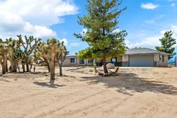 Pre-foreclosure in  LONG VIEW RD Yucca Valley, CA 92284