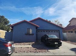 Pre-foreclosure in  SIXTH AVE Victorville, CA 92395