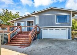 Pre-foreclosure in  RIVIERA HEIGHTS DR Kelseyville, CA 95451