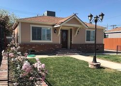 Pre-foreclosure in  CANTLAY ST Canoga Park, CA 91303