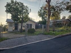 Pre-foreclosure in  REDMONT AVE Tujunga, CA 91042