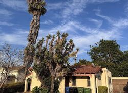 Pre-foreclosure in  S SPAULDING AVE Los Angeles, CA 90016