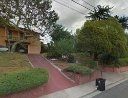Pre-foreclosure in  WAVERLY DR Los Angeles, CA 90039