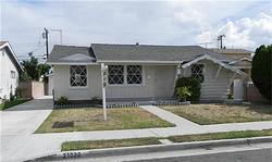 Pre-foreclosure in  HAWAIIAN AVE Lakewood, CA 90715