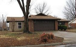 Pre-foreclosure in  CRESTWOOD DR Wagoner, OK 74467