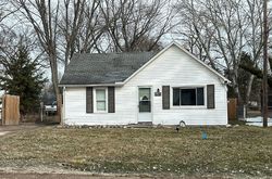 Pre-foreclosure in  DONLEY AVE Rochester, MI 48309