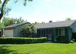 Pre-foreclosure in  CIRCLE PKWY Sacramento, CA 95823