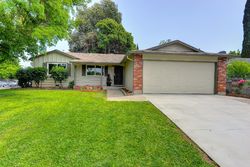 Pre-foreclosure in  BEECHNUT WAY Sacramento, CA 95823