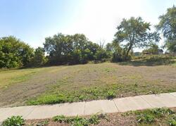 Pre-foreclosure in  E INDIANOLA AVE Youngstown, OH 44502