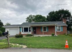 Pre-foreclosure in  HAYWOOD CIR Hagerstown, MD 21740