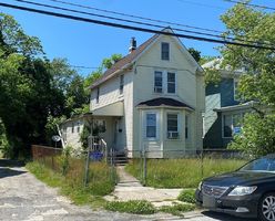 Pre-foreclosure in  N 4TH ST Pleasantville, NJ 08232