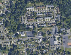 Pre-foreclosure in  RIVER BANK DR Roebling, NJ 08554