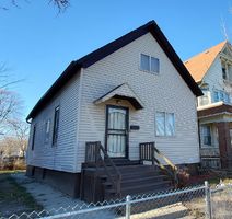 Pre-foreclosure in  N DR WILLIAM FINLAYSON ST Milwaukee, WI 53212