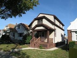 Pre-foreclosure in  S 14TH ST Milwaukee, WI 53215