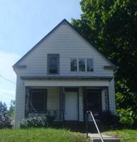 Pre-foreclosure in  E BOLIVAR AVE Milwaukee, WI 53207