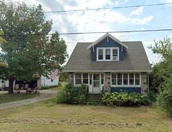 Pre-foreclosure in  WITZEL AVE Oshkosh, WI 54904