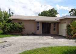 Pre-foreclosure in  NW 29TH ST Fort Lauderdale, FL 33323