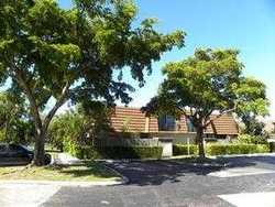 Pre-foreclosure in  NW 48TH ST Fort Lauderdale, FL 33351