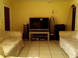 Pre-foreclosure in  ISLAND DR Hollywood, FL 33023