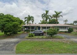 Pre-foreclosure in  BUCHANAN ST Hollywood, FL 33021