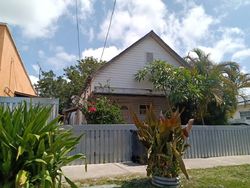 Pre-foreclosure in  W CHESTNUT ST Tampa, FL 33607
