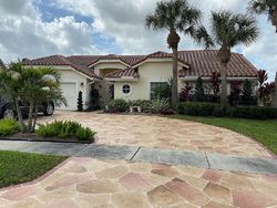 Pre-foreclosure in  WENTWORTH DR Lake Worth, FL 33467