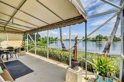  Springfield Lake Dr, Lake Worth FL