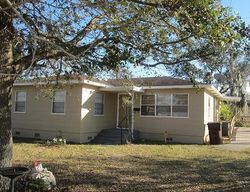 Pre-foreclosure in  PINE AVE Lake Wales, FL 33853