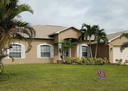 Pre-foreclosure in  NW BEGONIA AVE Port Saint Lucie, FL 34986